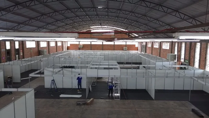 MONTAGEM DOS ESTANDES DA EXPOVIZINHOS J COMEOU!