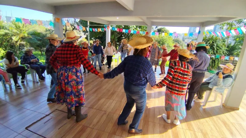 CENTRO DE CONVIVNCIA DO IDOSO ENCERRA SEMESTRE COM FESTA JULINA