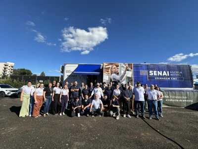 ESCOLA M�VEL DO SENAI INICIA CURSO DE USINAGEM EM DOIS VIZINHOS