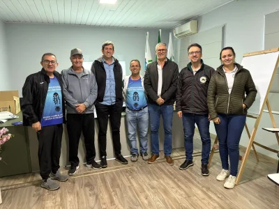 DOIS VIZINHOS E SENAR FIRMAM PARCERIA PARA CAPACITAR AGRICULTORES E RECEPTIVOS NO CAMINHO DE SANTIAGO