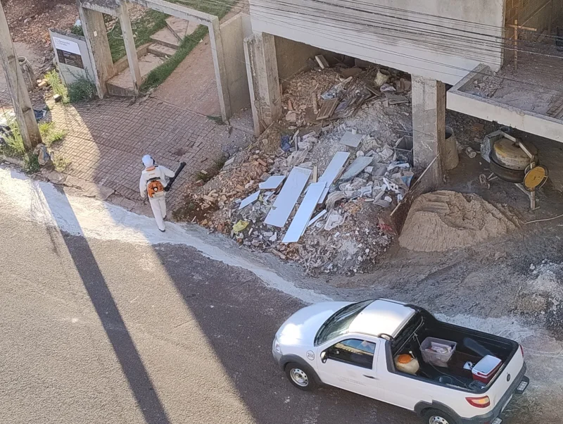 COMBATE � DENGUE SEGUE INTENSO EM DOIS VIZINHOS