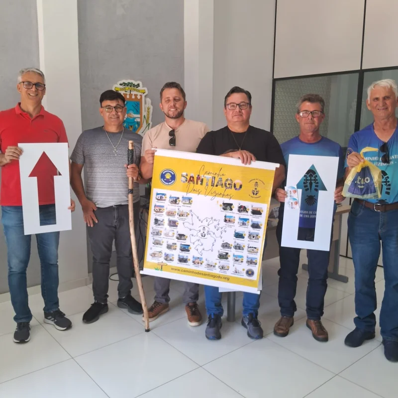 DOIS VIZINHOS RECEBE COMITIVA DE CAPIT�O LE�NIDAS MARQUES PARA CONHECER O CAMINHO DE SANTIAGO