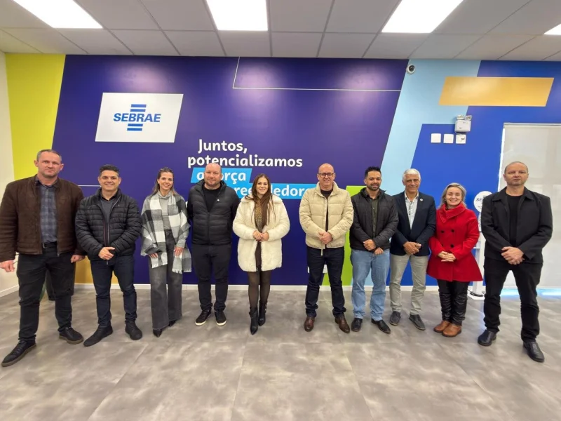 SUDOESTE DO PARAN� RECEBE COMITIVA DE MINAS GERAIS E REFOR�A PROTAGONISMO NACIONAL EM INOVA��O E TECNOLOGIA