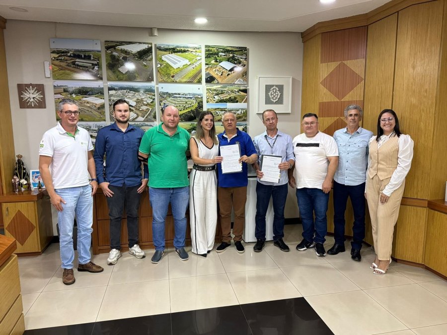 DOIS VIZINHOS E UTFPR FIRMAM PARCERIA PARA IMPULSIONAR INOVA��O E DESENVOLVIMENTO REGIONAL