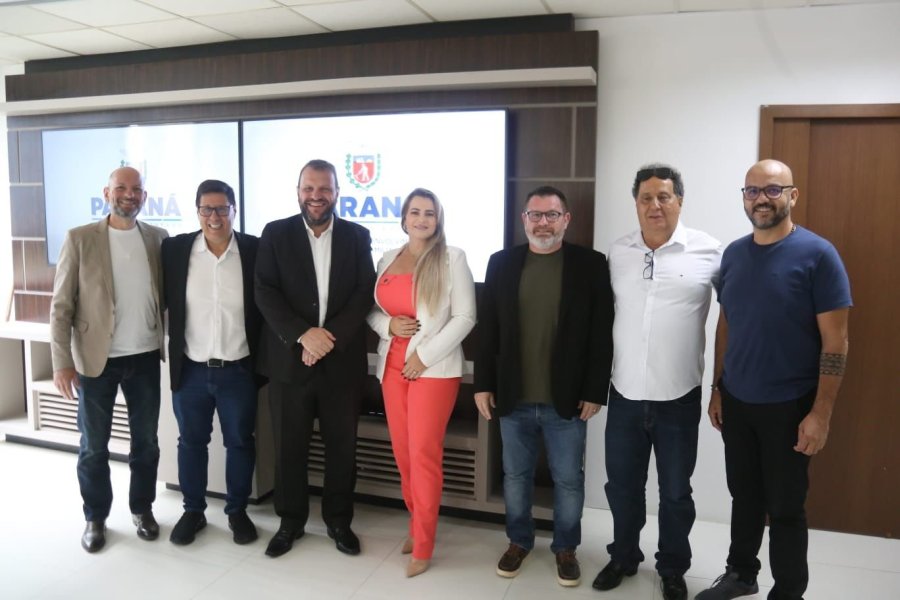 DOIS VIZINHOS AVAN�A NA ASSIST�NCIA SOCIAL COM BUSCA DE RECURSOS PARA ENTIDADES LOCAIS