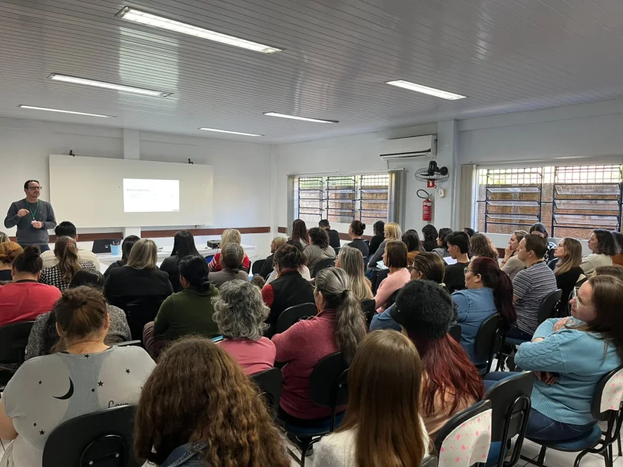 PRIMEIRA CONFERNCIA MUNICIPAL DOS DIREITOS HUMANOS PROMOVE DEBATES E PROPOSTAS EM DOIS VIZINHOS
