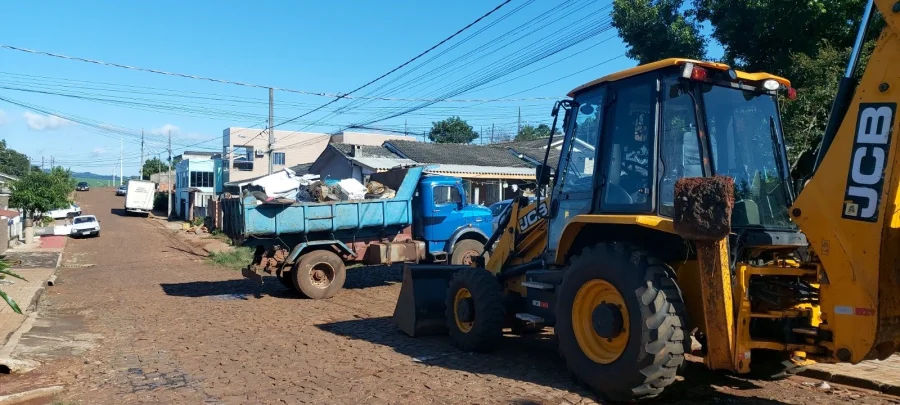 FORA-TAREFA INICIA ARRASTO DE LIMPEZA EM DOIS VIZINHOS