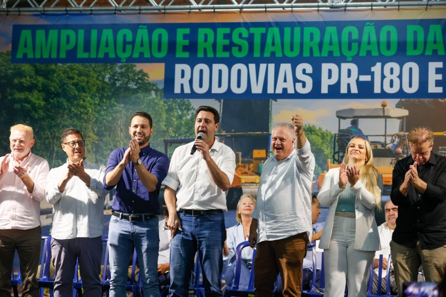 GOVERNADOR ASSINA CONTRATO PARA REVITALIZA��O DAS RODOVIAS PR-180 E PR-281 EM DOIS VIZINHOS
