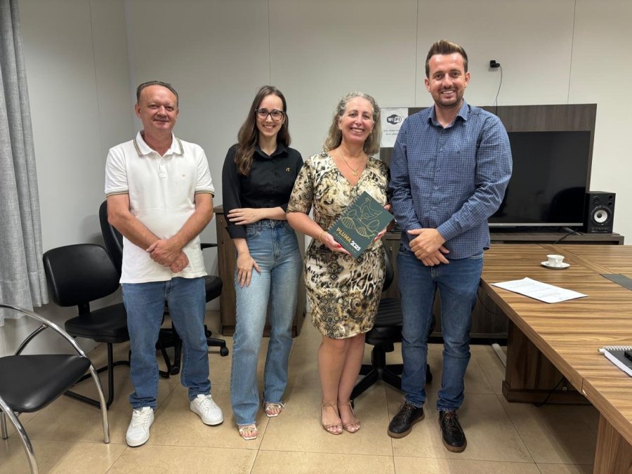 DOIS VIZINHOS BUSCA SOLU��O PARA A FALTA DE M�O DE OBRA E ESTUDA RECEBER IMIGRANTES