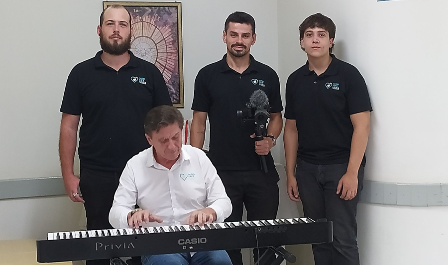 M�SICA QUE CURA: PROJETO NOTAS PARA A VIDA EMOCIONA PACIENTES DO HOSPITAL PR�-VIDA