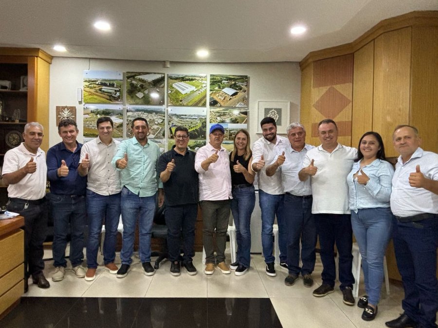 CARLINHOS TURATTO � REELEITO PRESIDENTE DO CONS�RCIO PROCAXIAS