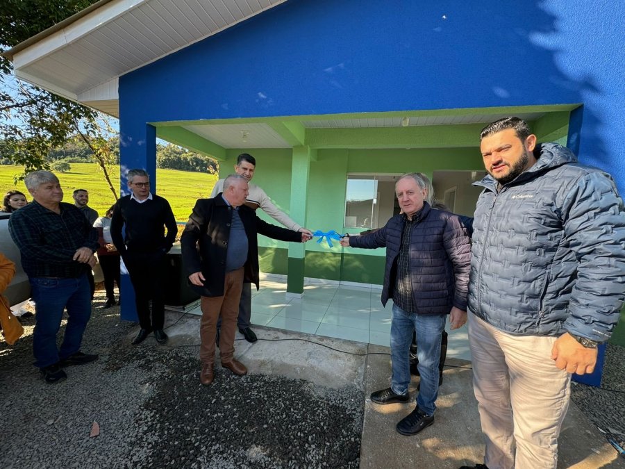 S�O FRANCISCO DO BANDEIRA RECEBE UNIDADE DE SA�DE AMPLIADA E REFORMADA