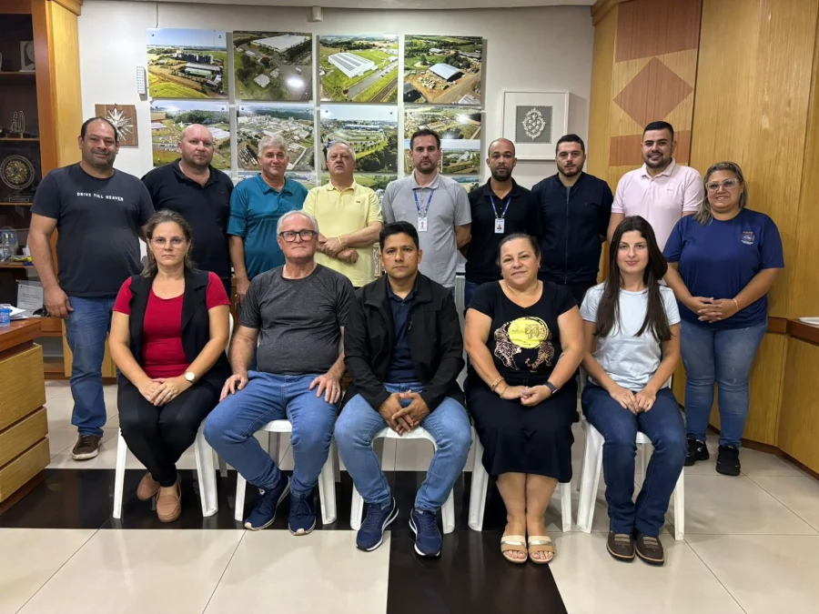 CRISE DA GUA: POPULAO DO SANTA LUZIA SE UNE E COBRA PROVIDNCIAS DA SANEPAR!