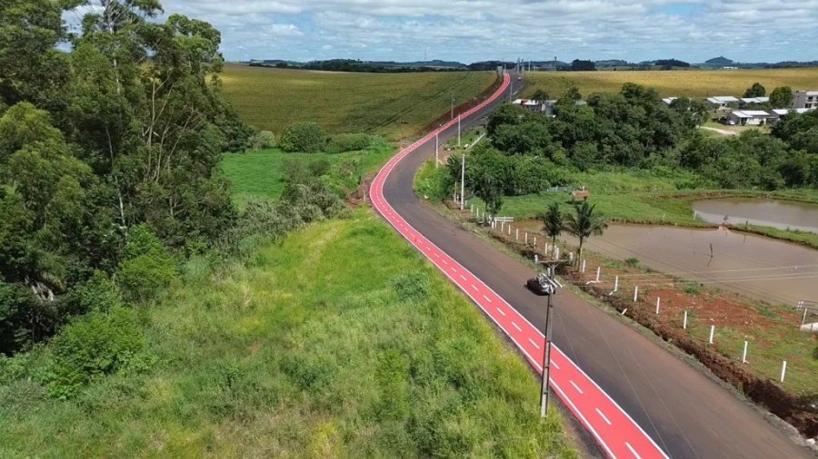 INAUGURA��O DA RODOVIA AVELINO PROVIN MARCA NOVA ERA PARA A REGI�O SUDOESTE