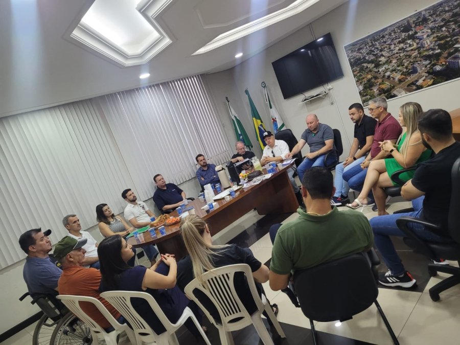 CARLINHOS E NERY D�O A LARGADA PARA UMA GEST�O AINDA MAIS AMBICIOSA