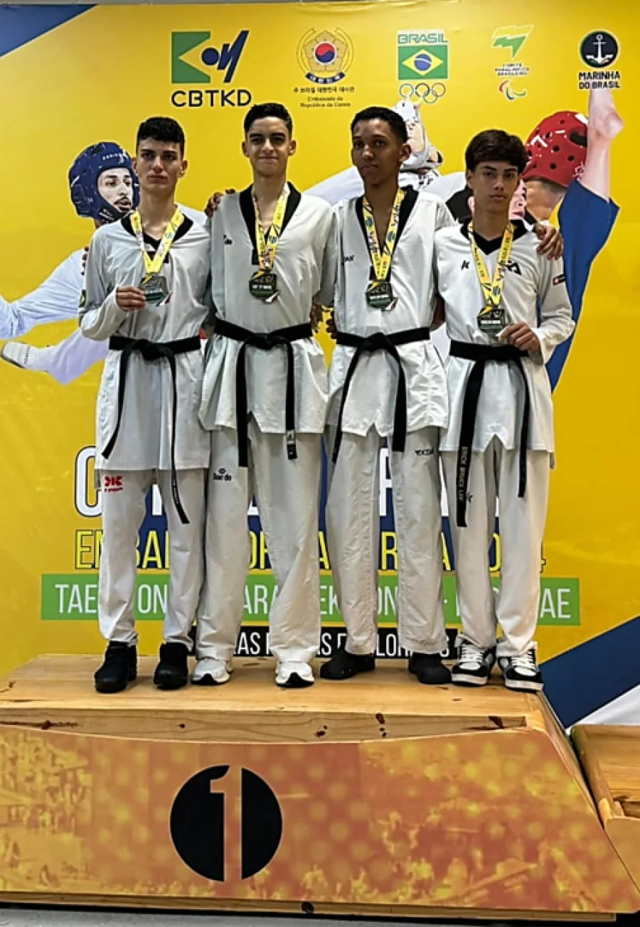 ATLETAS DE DOIS VIZINHOS BRILHAM NA COPA DO BRASIL DE TAEKWONDO