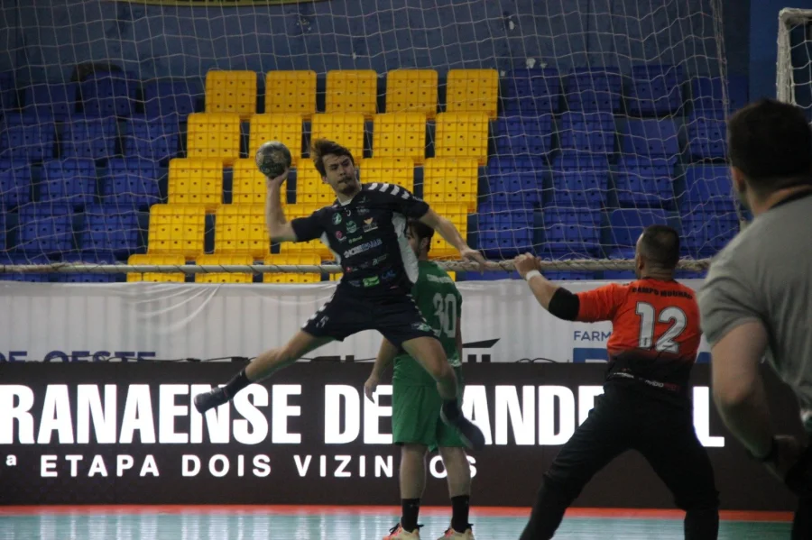 DOIS VIZINHOS � PALCO DA 3� ETAPA DO CAMPEONATO PARANAENSE DE HANDEBOL � 1� DIVIS�O