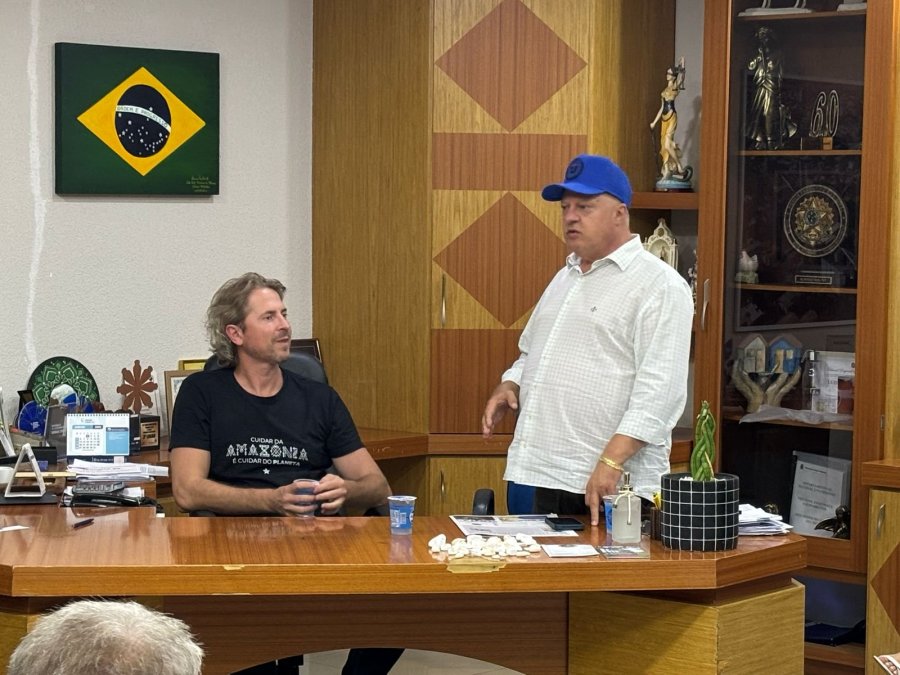 ZECA DIRCEU VISITA PREFEITURA E REFOR�A PARCERIA COM DOIS VIZINHOS