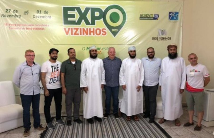 Comitiva de Om� Visitou a Expovizinhos