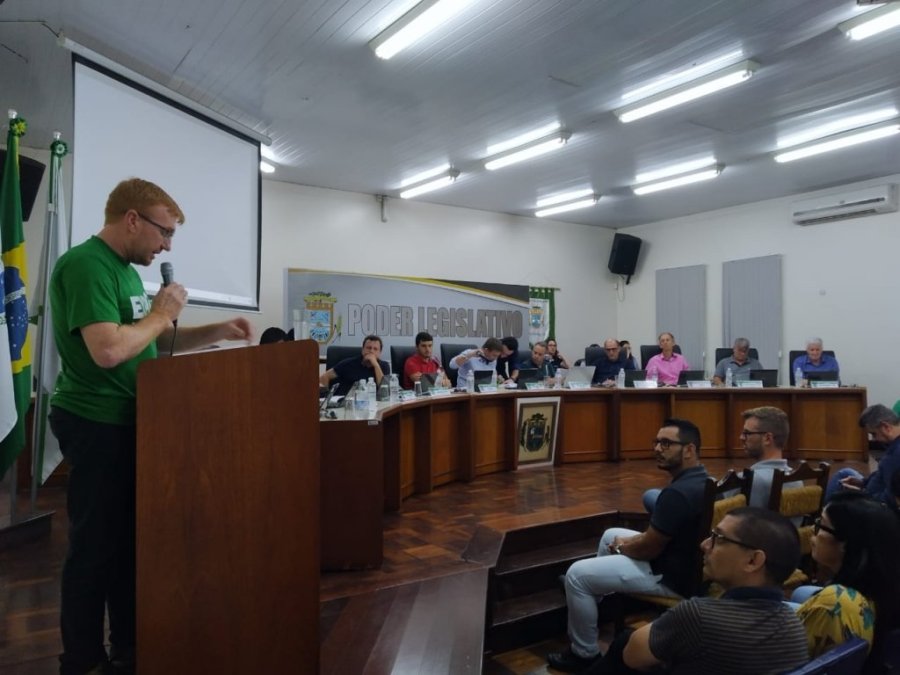 Cco Faz Uso da Tribuna para Repasse de Informa��es