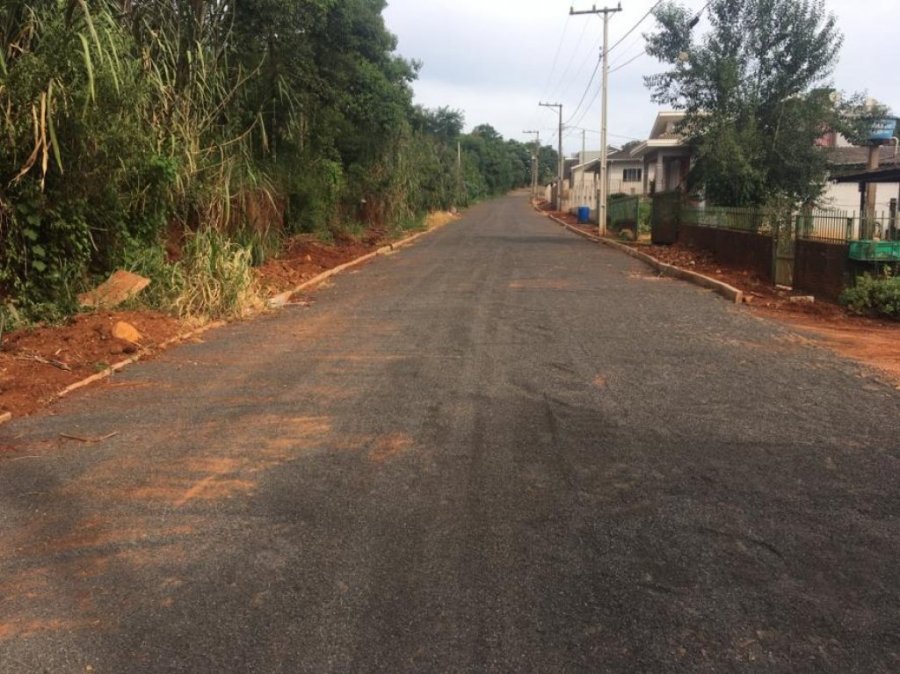 Conclu�do o Cal�amento da Rua Pedro Domingos Bonfante