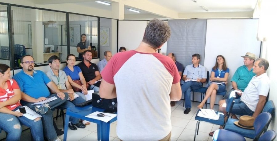 Secretaria de Meio Ambiente Presentou o Plano Municipal de Arboriza��o Urbana