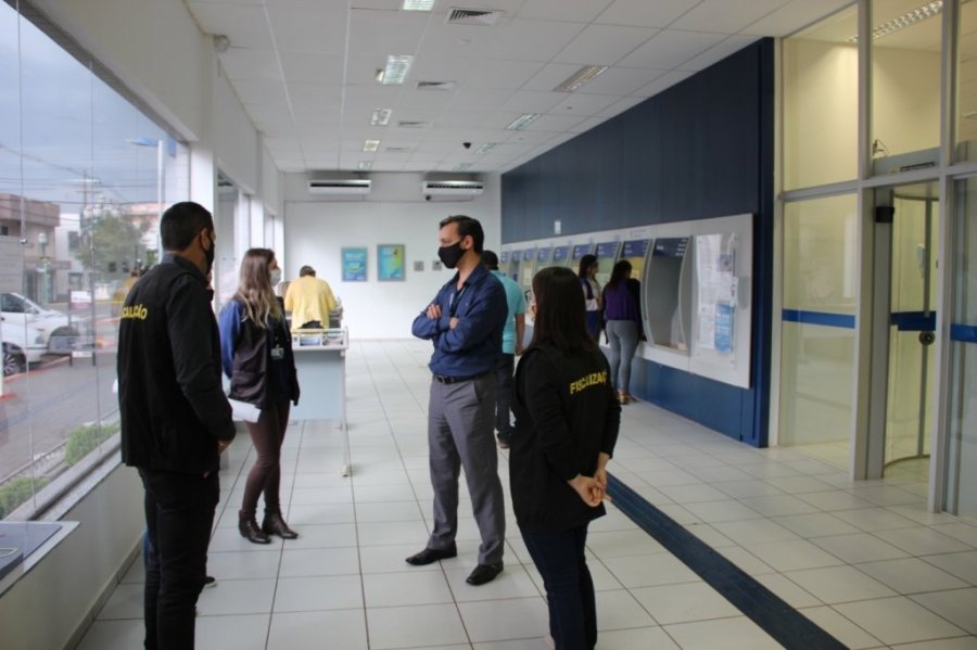 Fiscaliza��o no Com�rcio