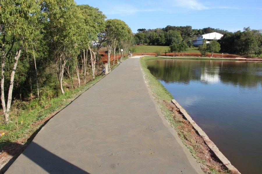 Lago Dourado Tem Mais Uma Etapa da Revitaliza��o Conclu�da