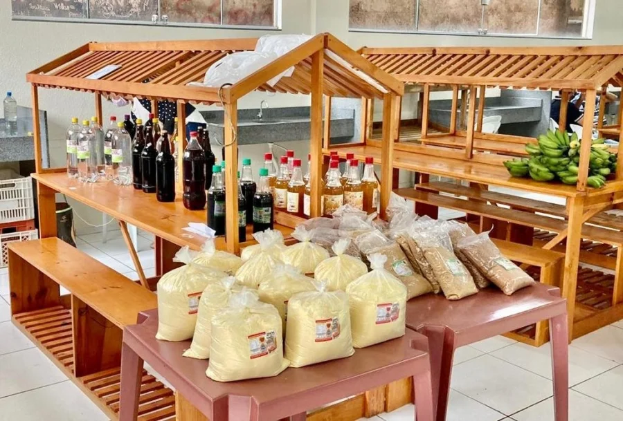 Hoje  Dia de Feira do Campo  Mesa!