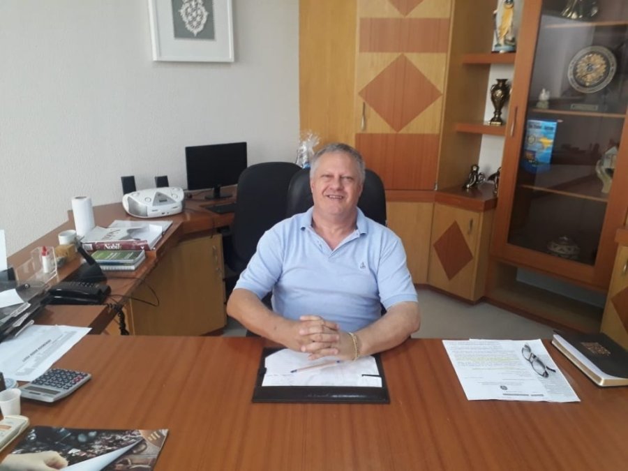 Prefeito Carlinhos Avalia 1� Semana de Trabalho.