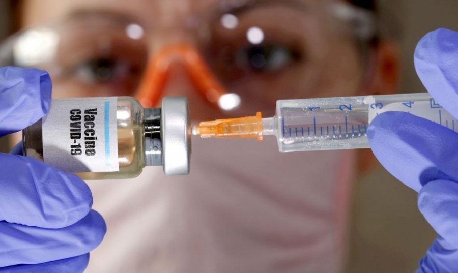 Vacina��o da 2� Dose Contra a Covid-19 para Profissionais da Sa�de