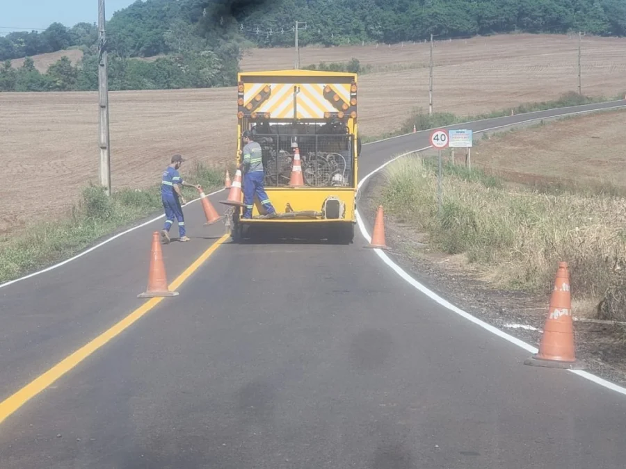 Primeira Etapa do Asfaltamento Est Concluda