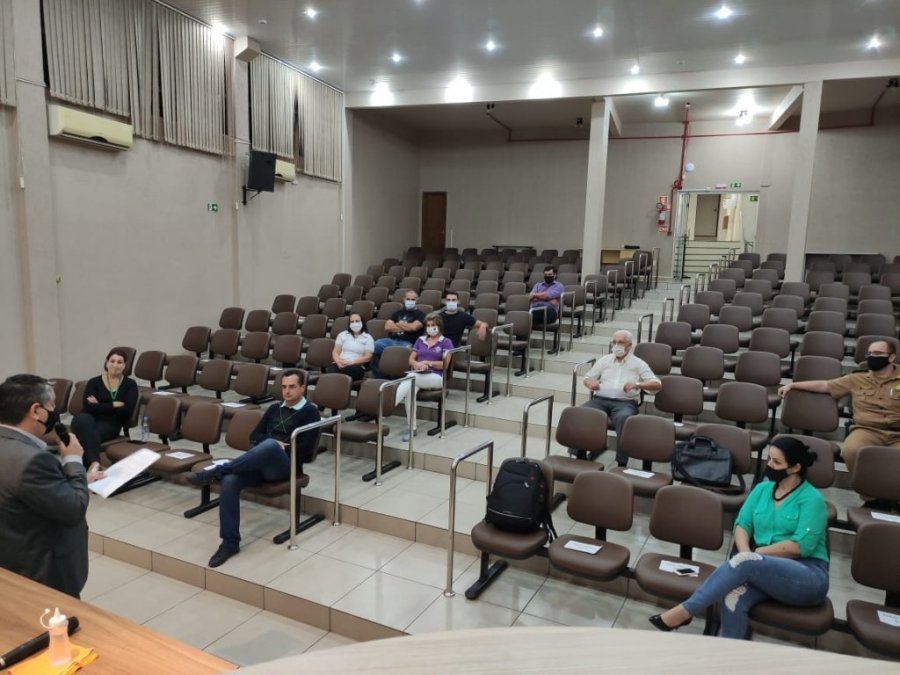Reuni�o de Seguran�a P�blica Promovida Pelo Conselho Comunit�rio de Seguran�a  de Dois Vizinhos - Conseg-dv