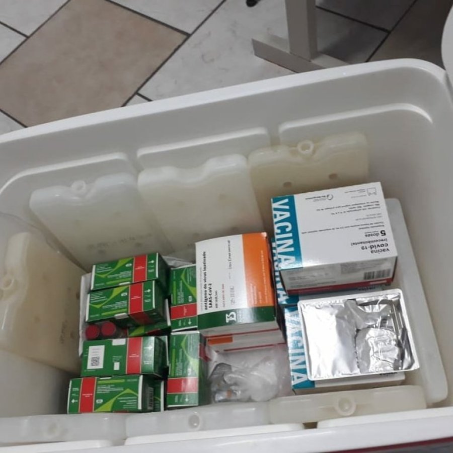 Doses Remanescentes Ser�o Destinadas Aos Profissionais de Sa�de Que Ainda N�o Foram Imunizados na Primeira Dose