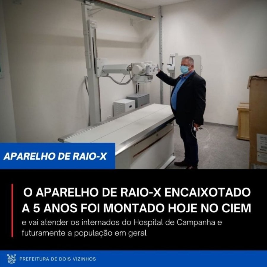Ap�s 5 Anos Encaixotado Aparelho de Raio-x � Montado
