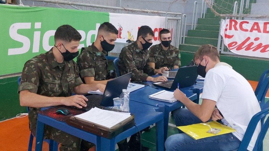 Jovens Duovizinhenses Passam por Sele��o Geral Pelo Ex�rcito Brasileiro