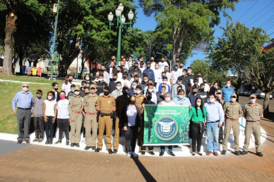 Abertura da Semana da P�tria Em Dois Vizinhos