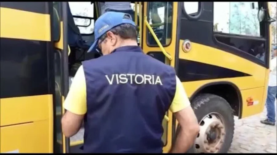 Veculos do Transporte Escolar Prprios e Terceirizados Passaro por Vistoria.