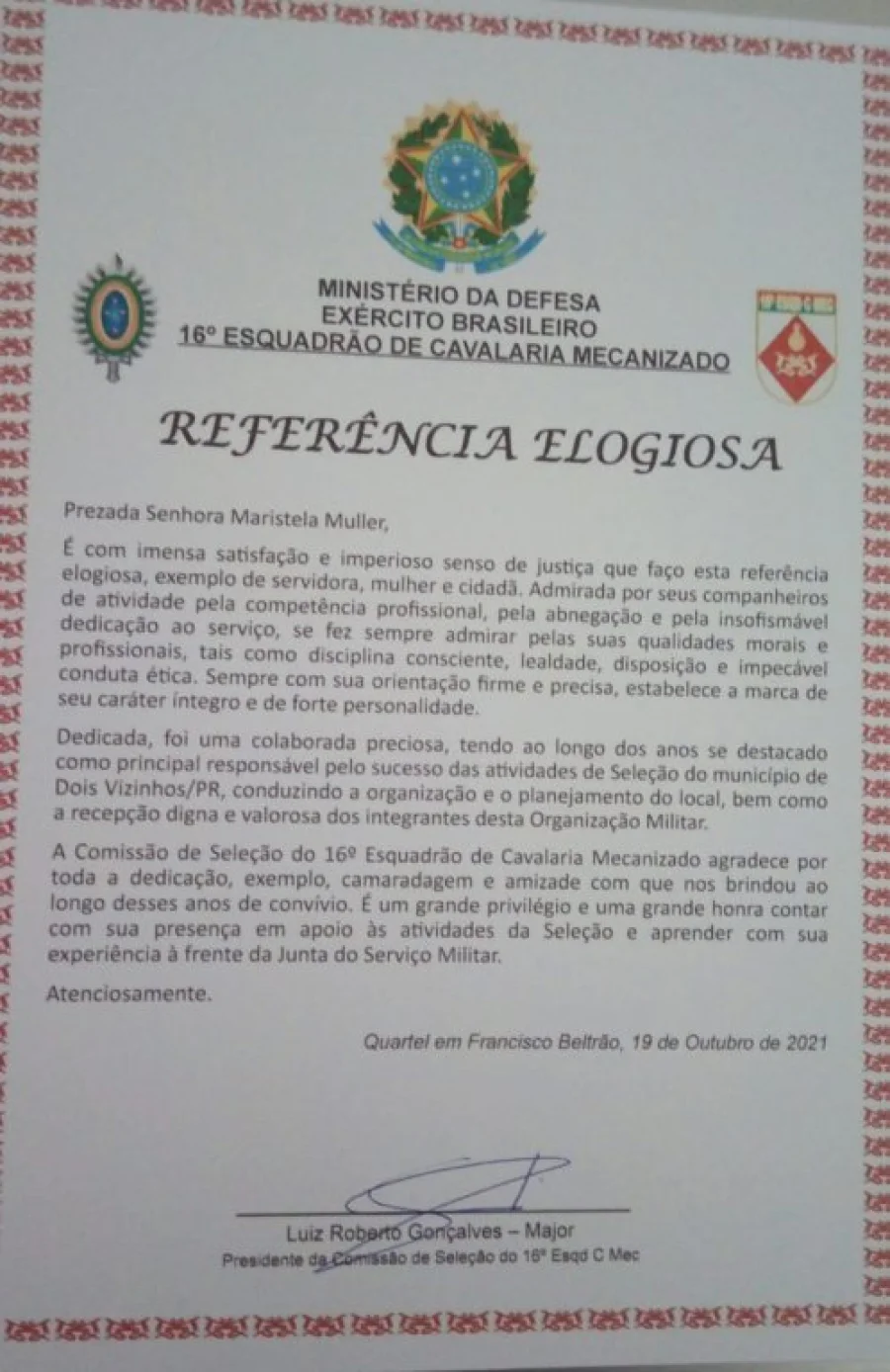 Servidora Pblica da 275 Junta de Servio Militar Recebe Referncia Elogiosa do Exrcito Brasileiro