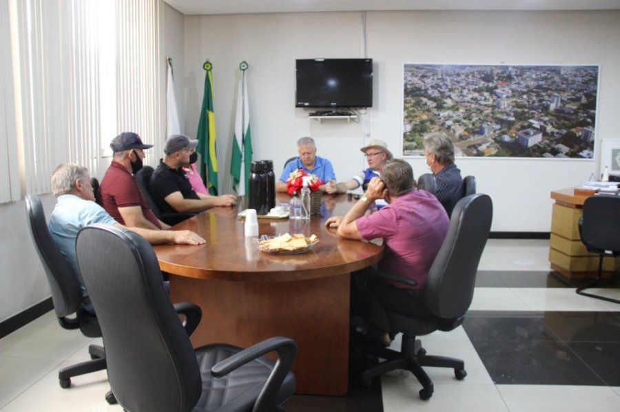 Comunidades do Interior Re�nem-se Com o Prefeito Municipal