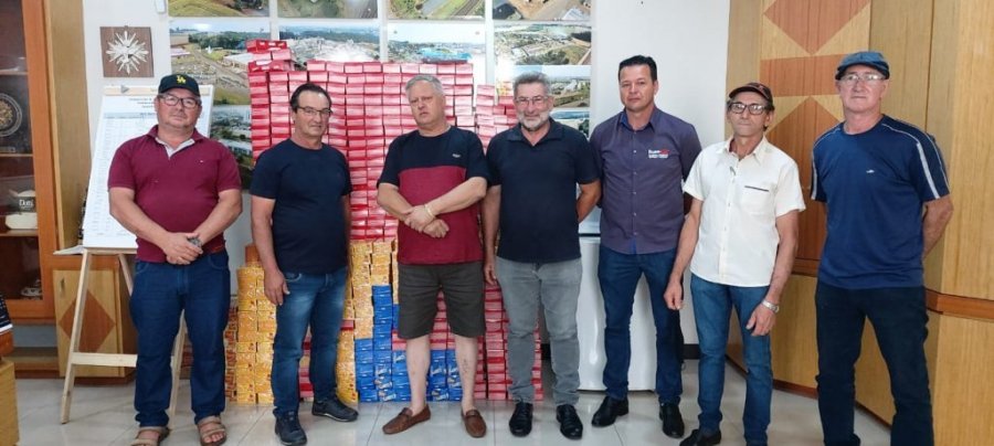 Lideran�as da Comunidade de Santa B�rbara Reuniram-se Com o Preeito