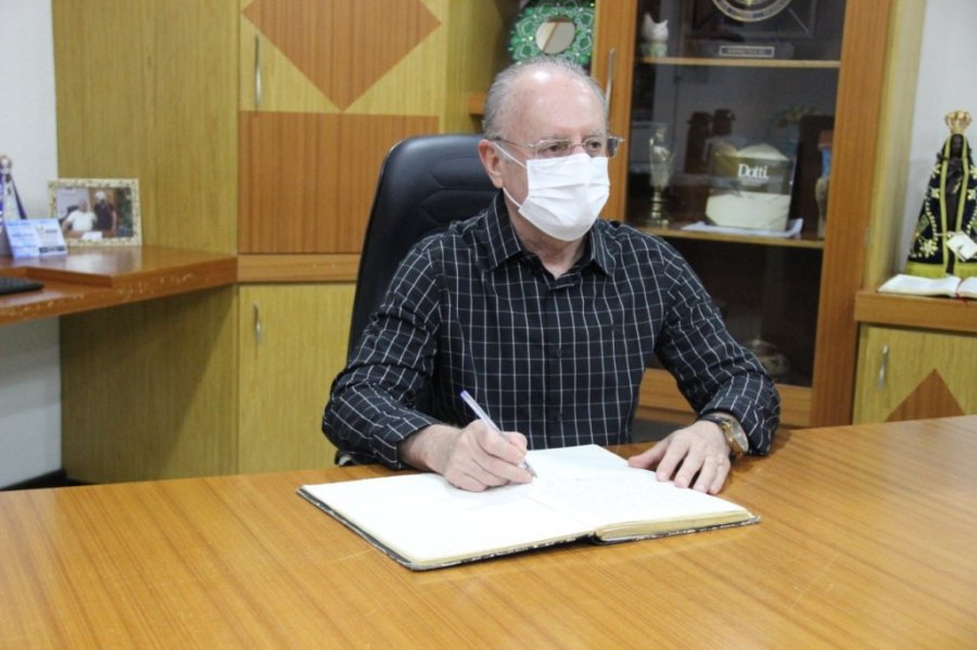 Mensagem do Prefeito Em Exerc�cio Nery Maria