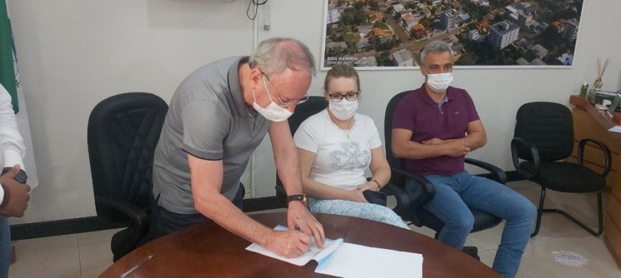 Prefeito Em Exerc�cio Emite Decreto Em Face da Covid-19