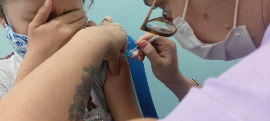 Semana Fecha Com a Cobertura Vacinal Pedi�trica Atingindo Todas as Idades de 5 a 11 Anos