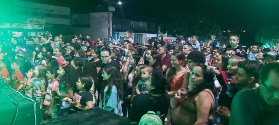 Abertura da 1� Edi��o das Festividades de P�scoa Em Dois Vizinhos
