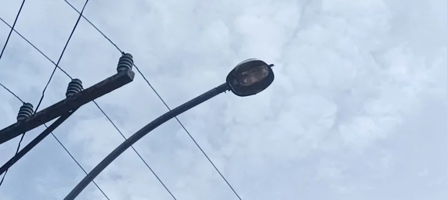 Iniciou Nesta Semana as Instalaes das Novas Lmpadas de Led