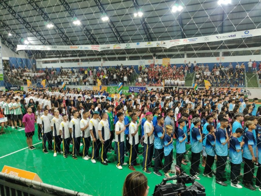 Festa e Emo��o na Abertura dos 69� Jogos Escolares do Paran� - Bom de Bola Em Dois Vizinhos