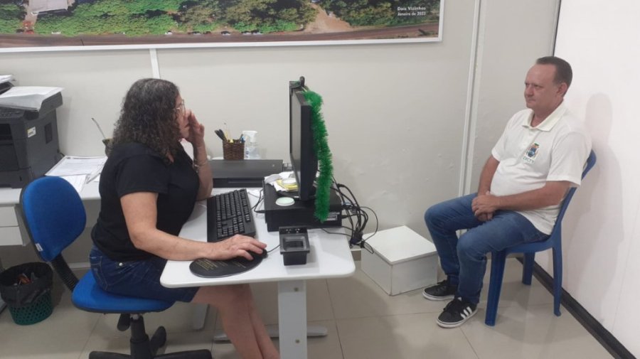 Dois Vizinhos Inicia Emiss�o da Nova Carteira de Identidade Nacional