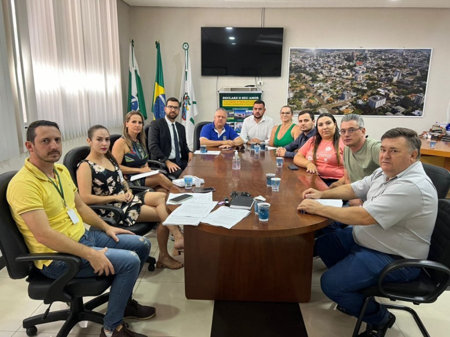 Prefeito Carlinhos Turatto Recebe Juiz Lincoln Rafael Hor�cio
