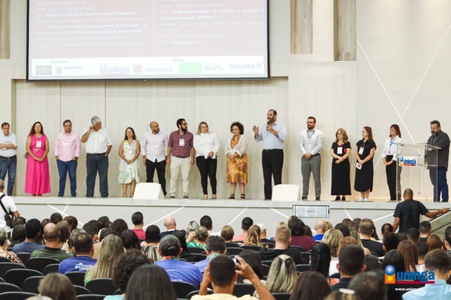 Dois Vizinhos Presente no Encontro de Cultura de Maring